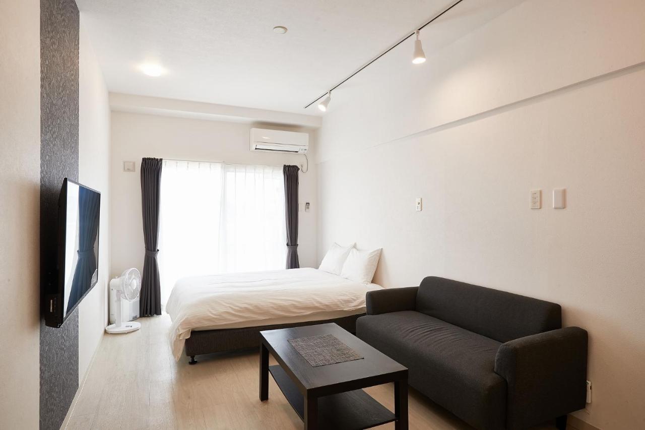 New Normal Hotel In Nago ニューノーマルホテルイン名護 Dış mekan fotoğraf